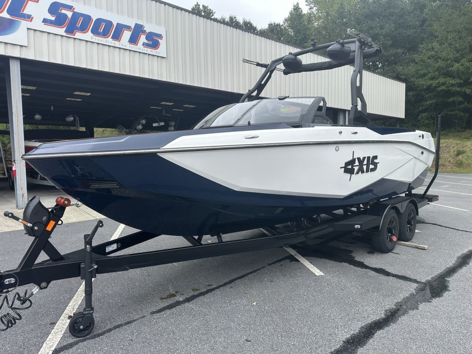 2027 Axis Wake Research T235