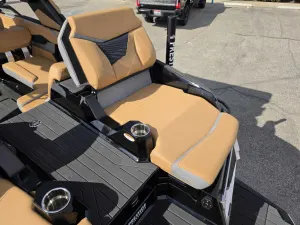 2027-mastercraft-x24-145927-image8