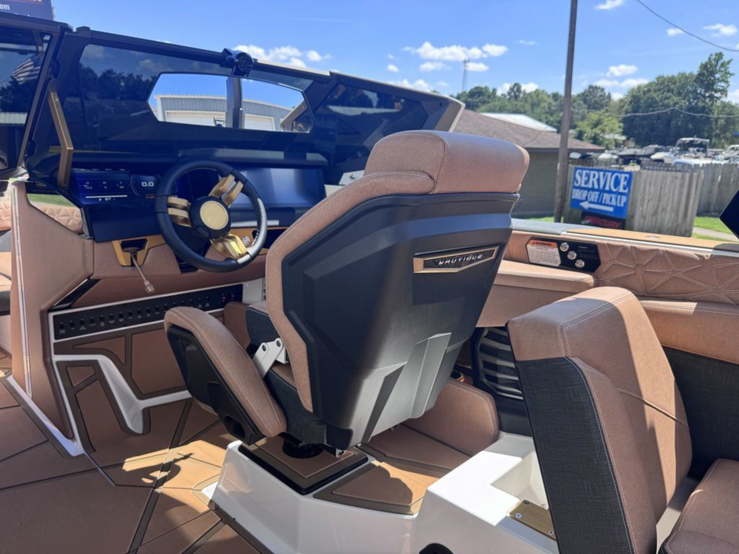 2027 Nautique G25 Paragon