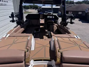 2027-nautique-g25-paragon-145931-image8