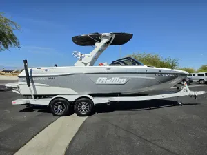 2021-malibu-wakesetter-23-lsv-145937-image1