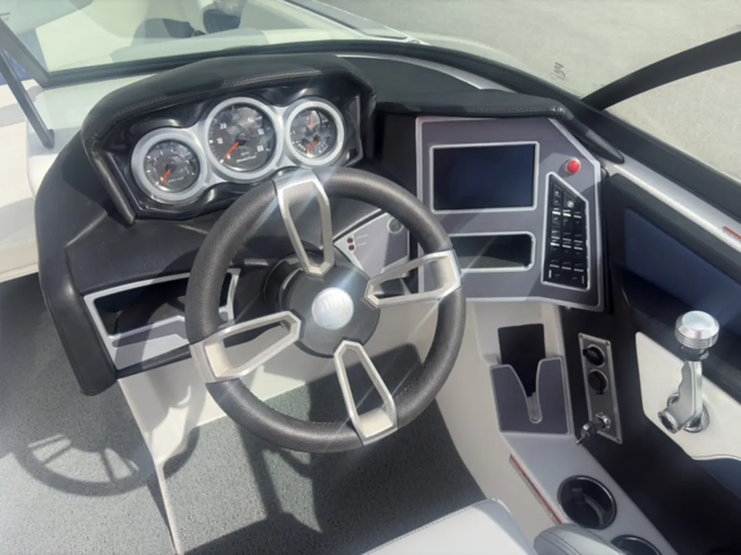 2022 24' MasterCraft XT24 Bowrider