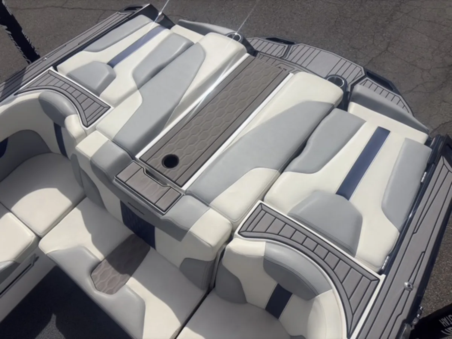 2022 24' MasterCraft XT24 Bowrider