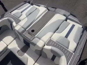 2022-mastercraft-xt24-145949-image18.webp