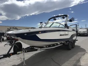 2022-mastercraft-xt24-145949-image2.webp