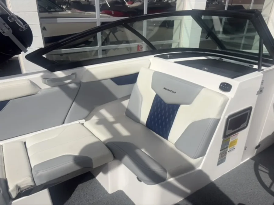 2022-mastercraft-xt24-145949-image9.webp