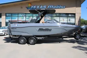 2023-malibu-wakesetter-23-lsv-145953-image0.webp