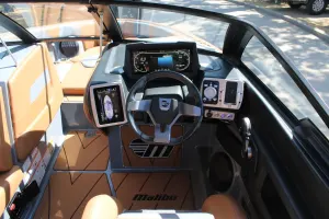 2023-malibu-wakesetter-23-lsv-145953-image11.webp