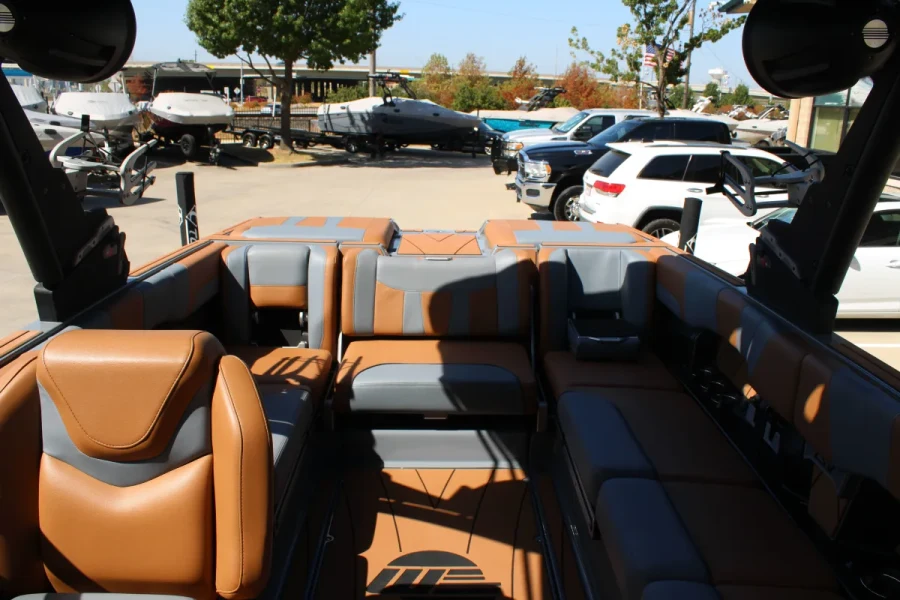 2023-malibu-wakesetter-23-lsv-145953-image14.webp