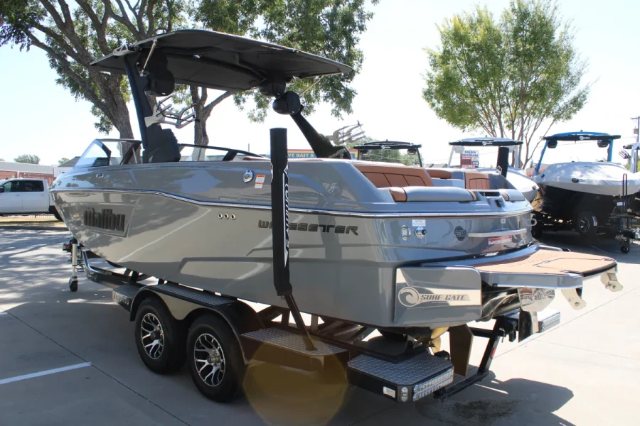 2023-malibu-wakesetter-23-lsv-145953-image5.webp