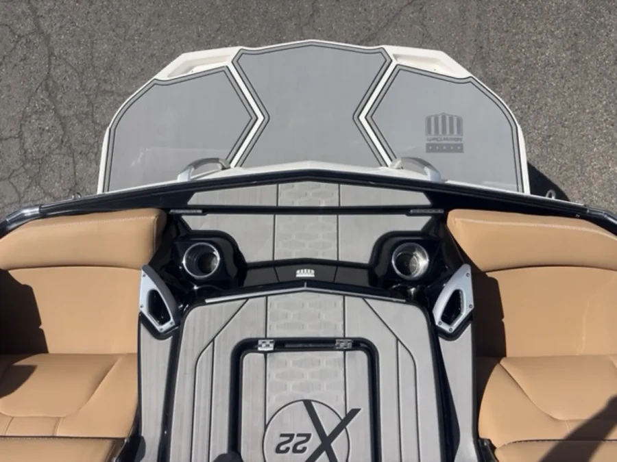 2020-mastercraft-x22-145966-image10.webp