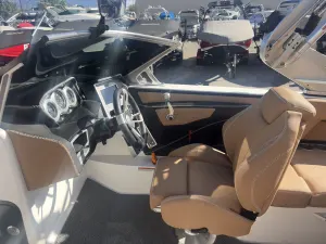 2020-mastercraft-x22-145966-image16.webp