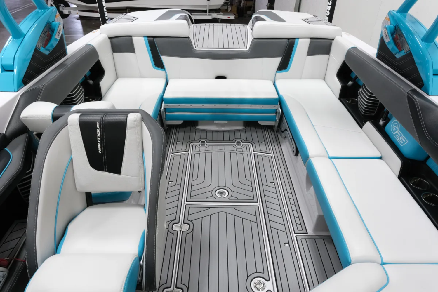2014 Nautique G23 