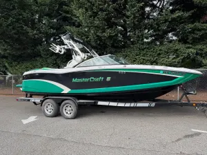 2015-mastercraft-x23-145978-image0.webp
