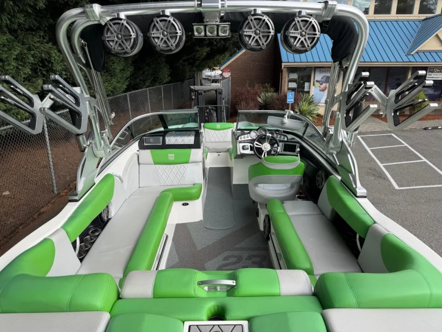 2015-mastercraft-x23-145978-image4.webp