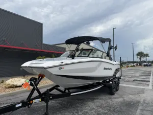 2027-mastercraft-nxt22-145996-image2
