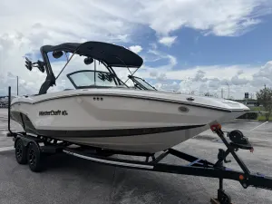 2027-mastercraft-nxt22-145996-image4