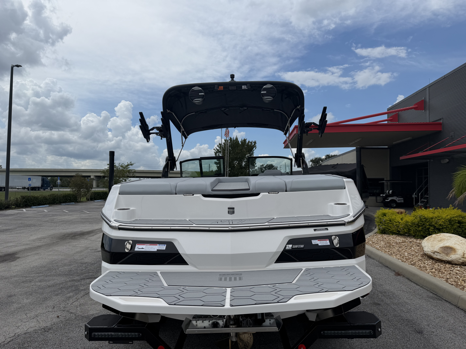 2027 MasterCraft NXT22