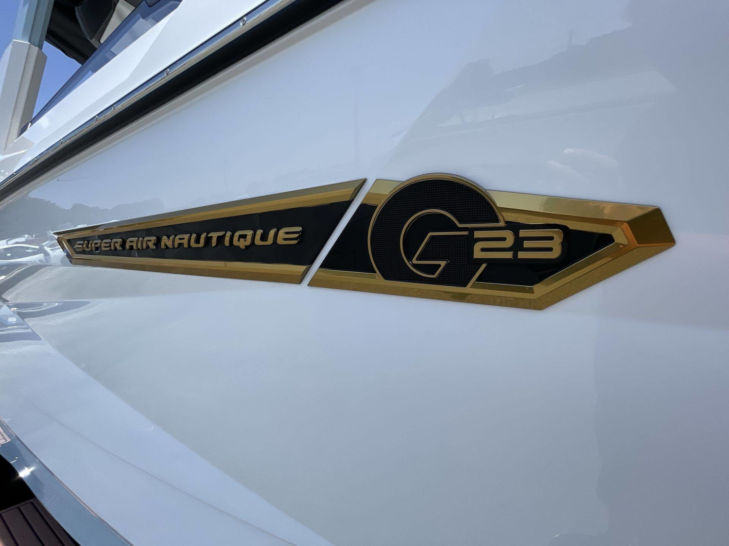 2025 Nautique G23