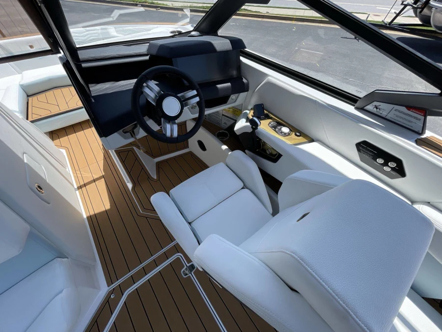 2025-nautique-g23-146003-image18