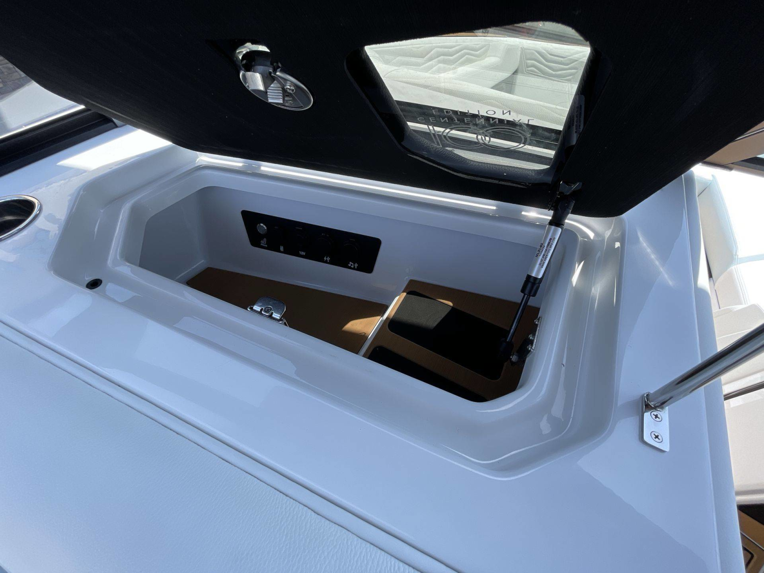 2025 Nautique G23