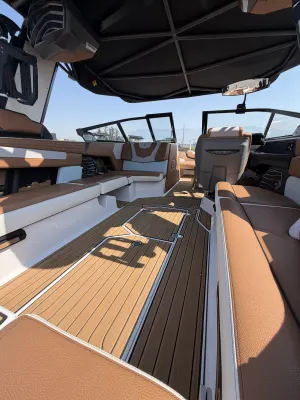 2022-nautique-g25-146007-image1.webp