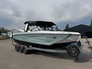 2022-nautique-g25-146007-image2.webp