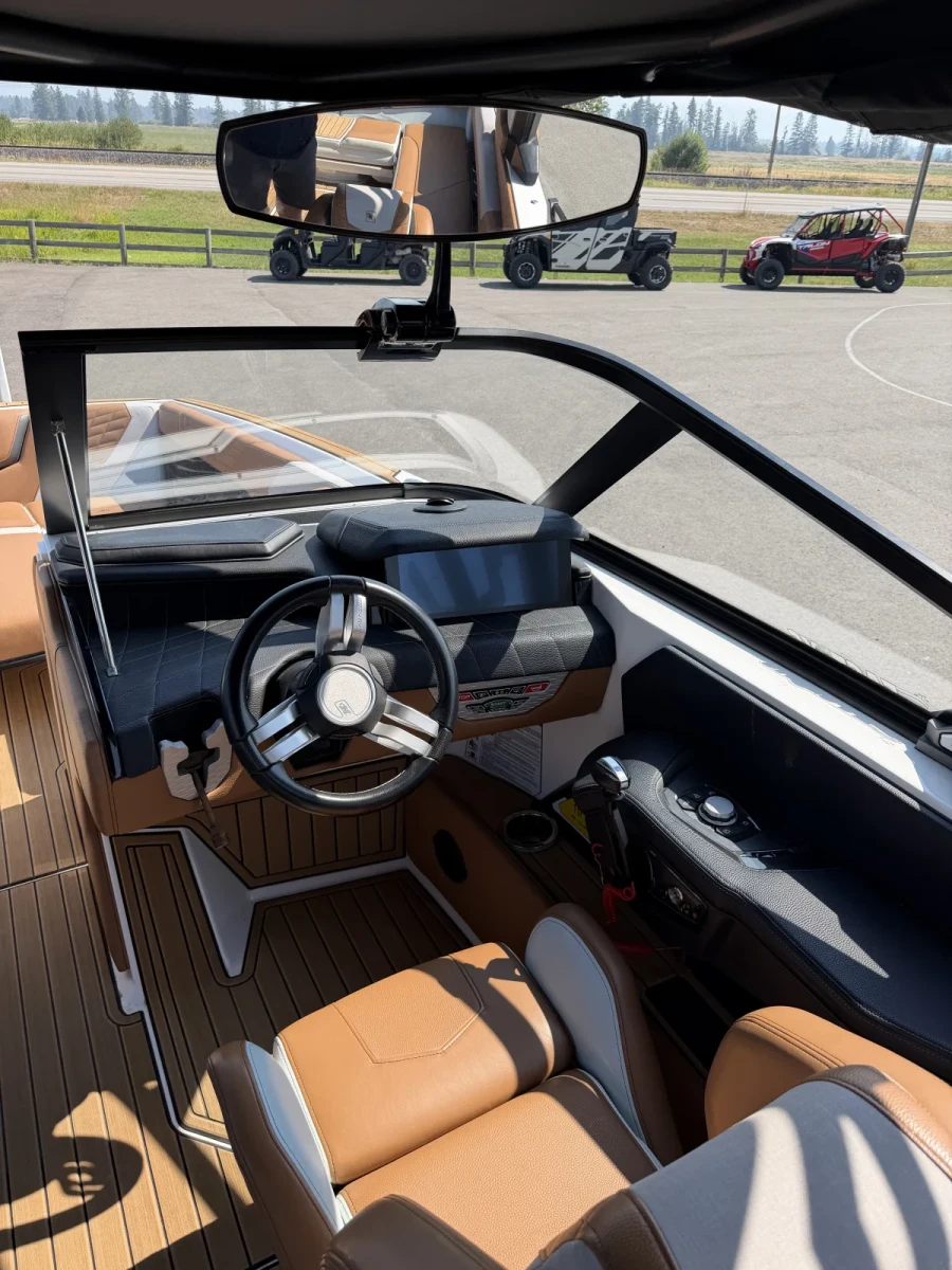 2022-nautique-g25-146007-image4.webp
