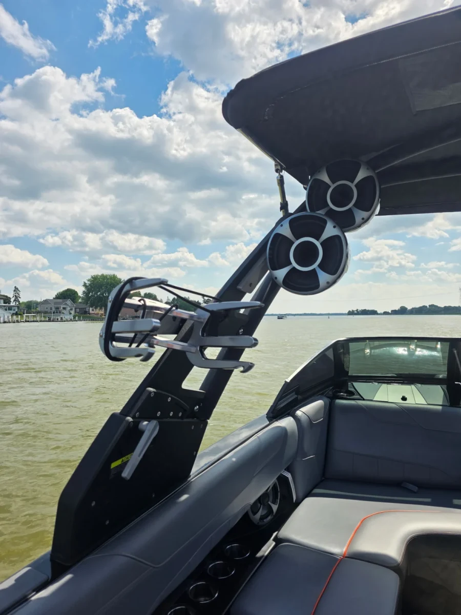 2020-malibu-wakesetter-23-lsv-146012-image11.webp