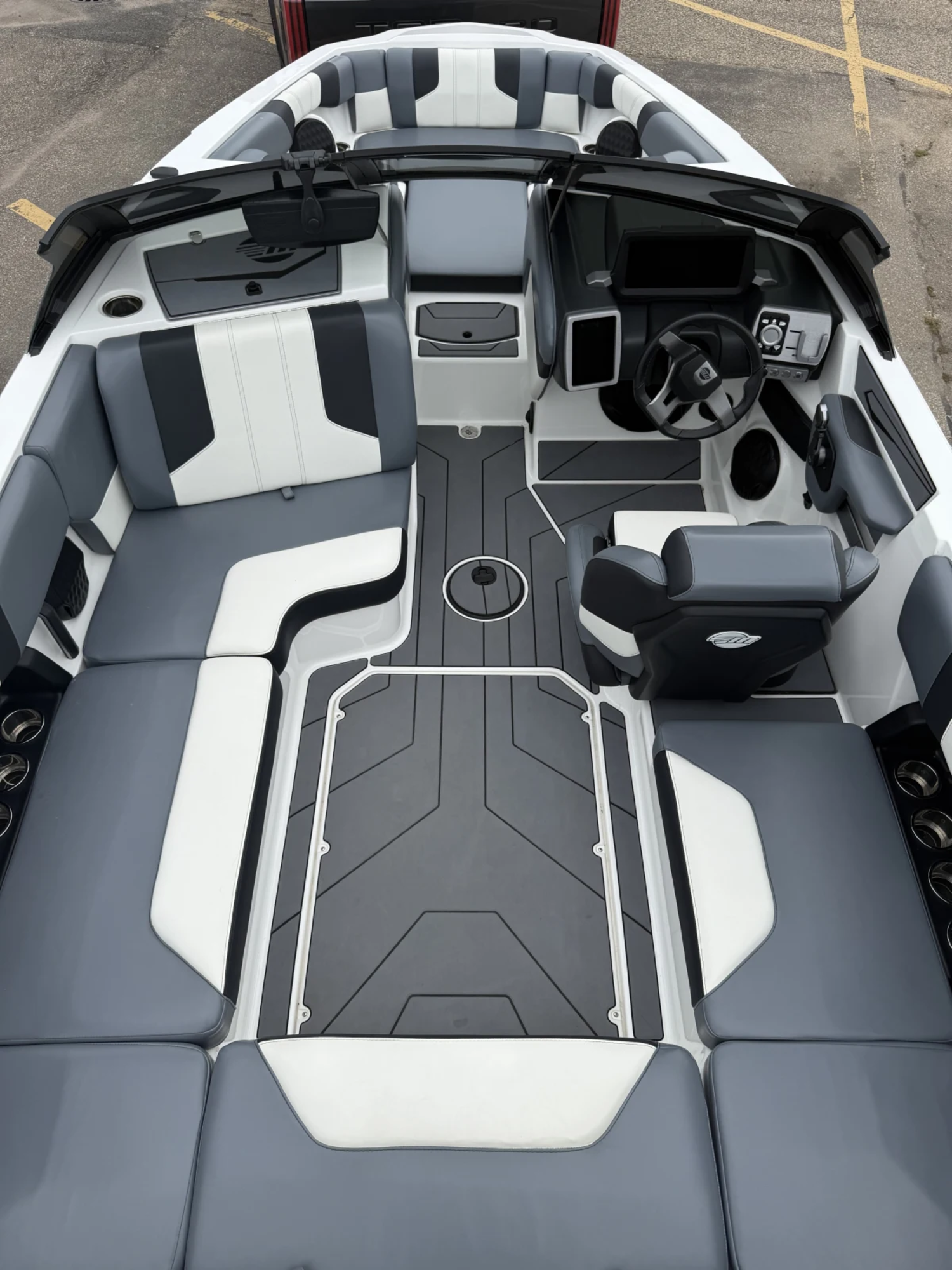 2023 Malibu 21 LX wakesetter with M5Di and TRL