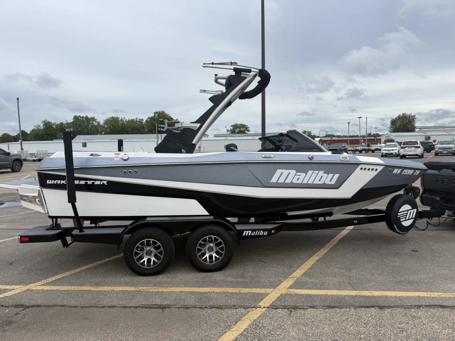2023 Malibu 21 LX wakesetter with M5Di and TRL