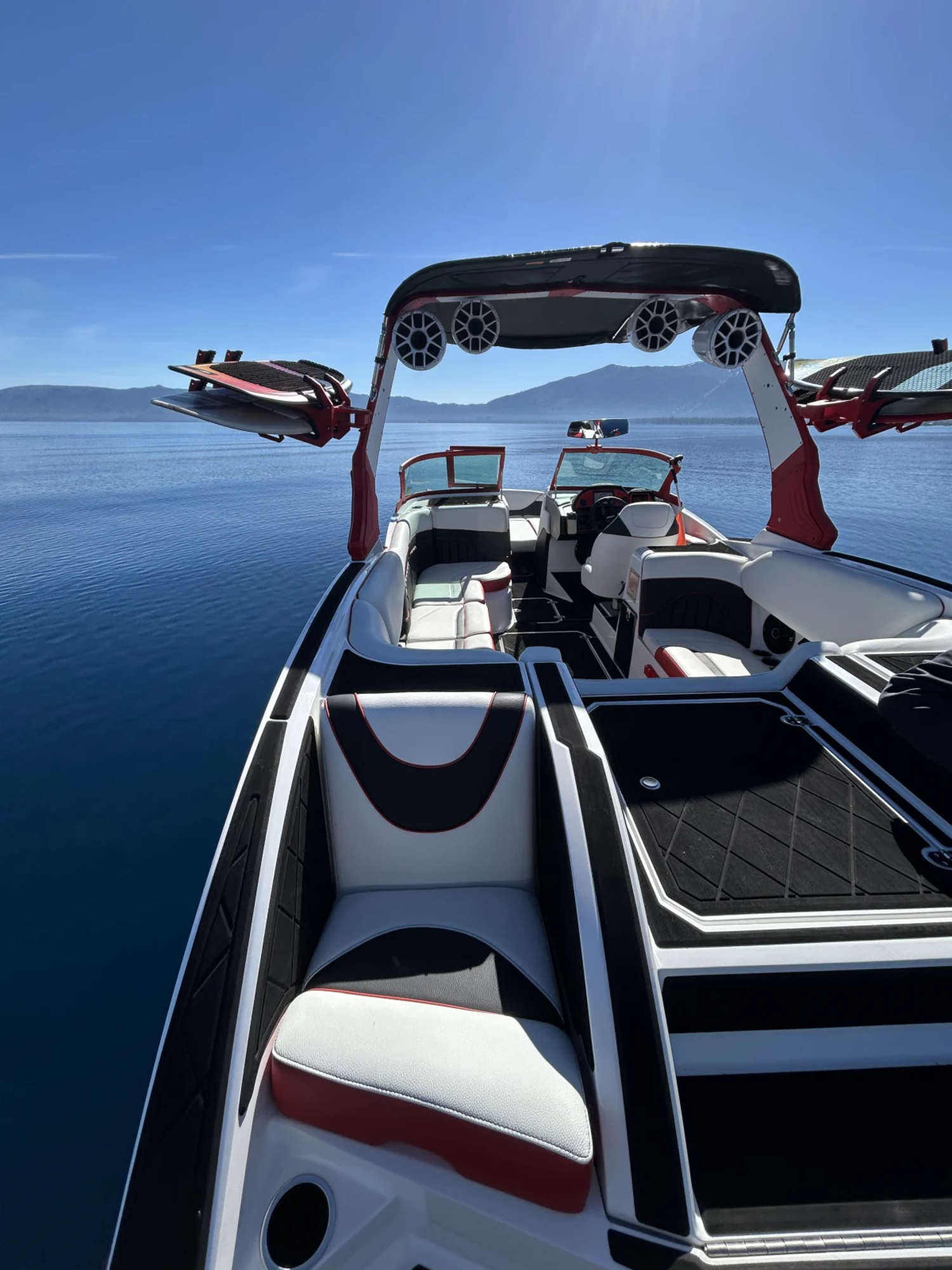 2026 MB Sports Boats B52 25 Alpha