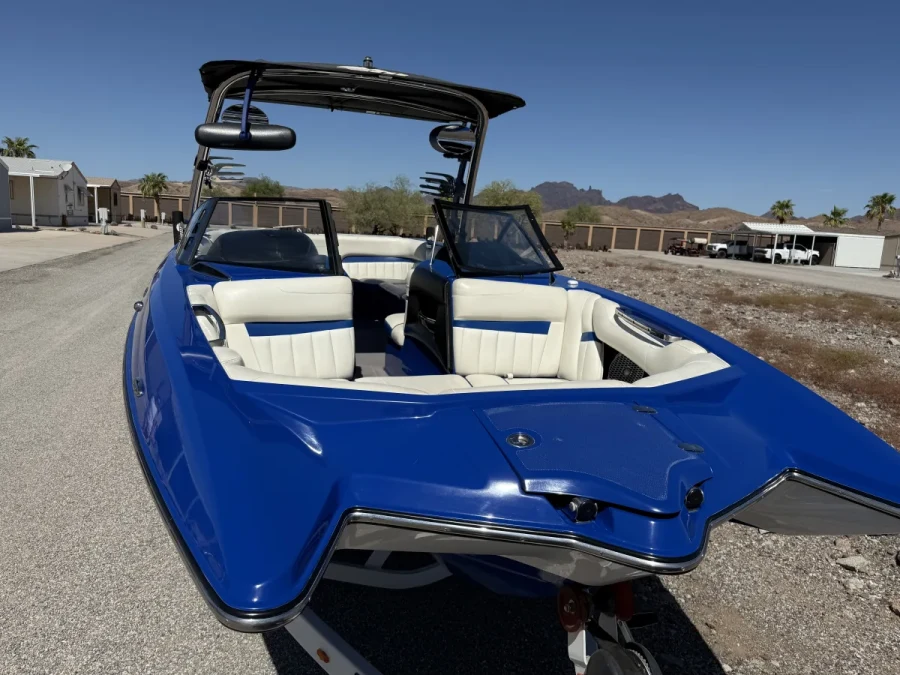 2013-malibu-wakesetter-24-mxz-146024-image4.webp