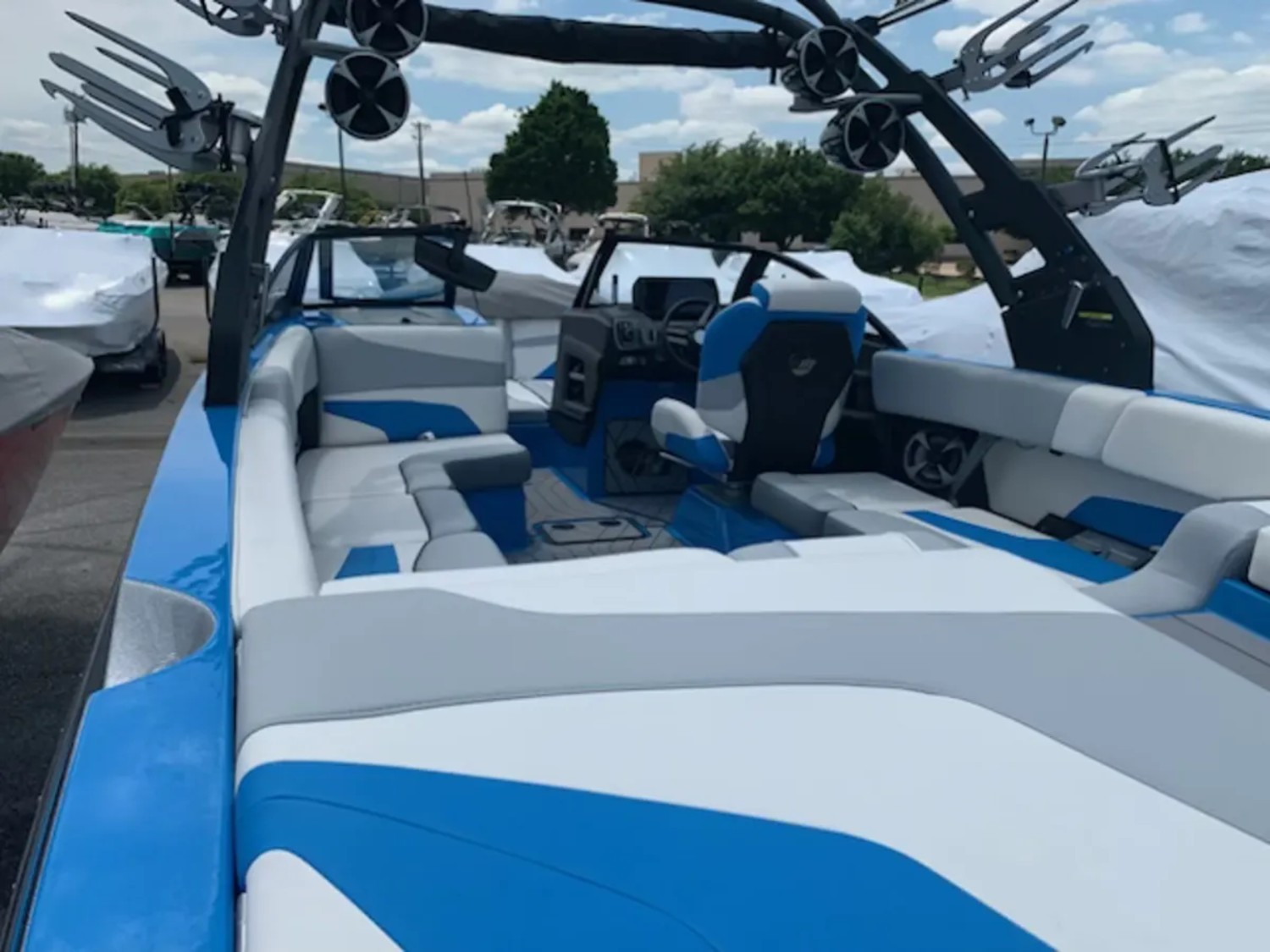 2019 Malibu Boats Wakesetter 24 MXZ