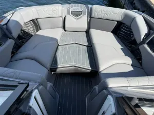 2022-nautique-g23-paragon-146033-image6.webp