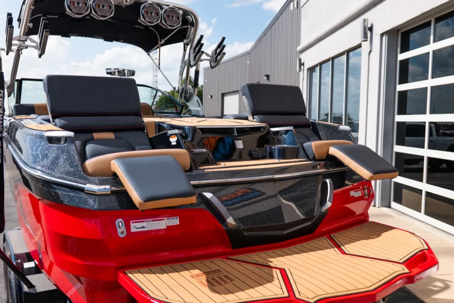 2021-mastercraft-x26-146038-image13.webp