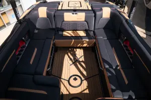 2021-mastercraft-x26-146038-image21.webp