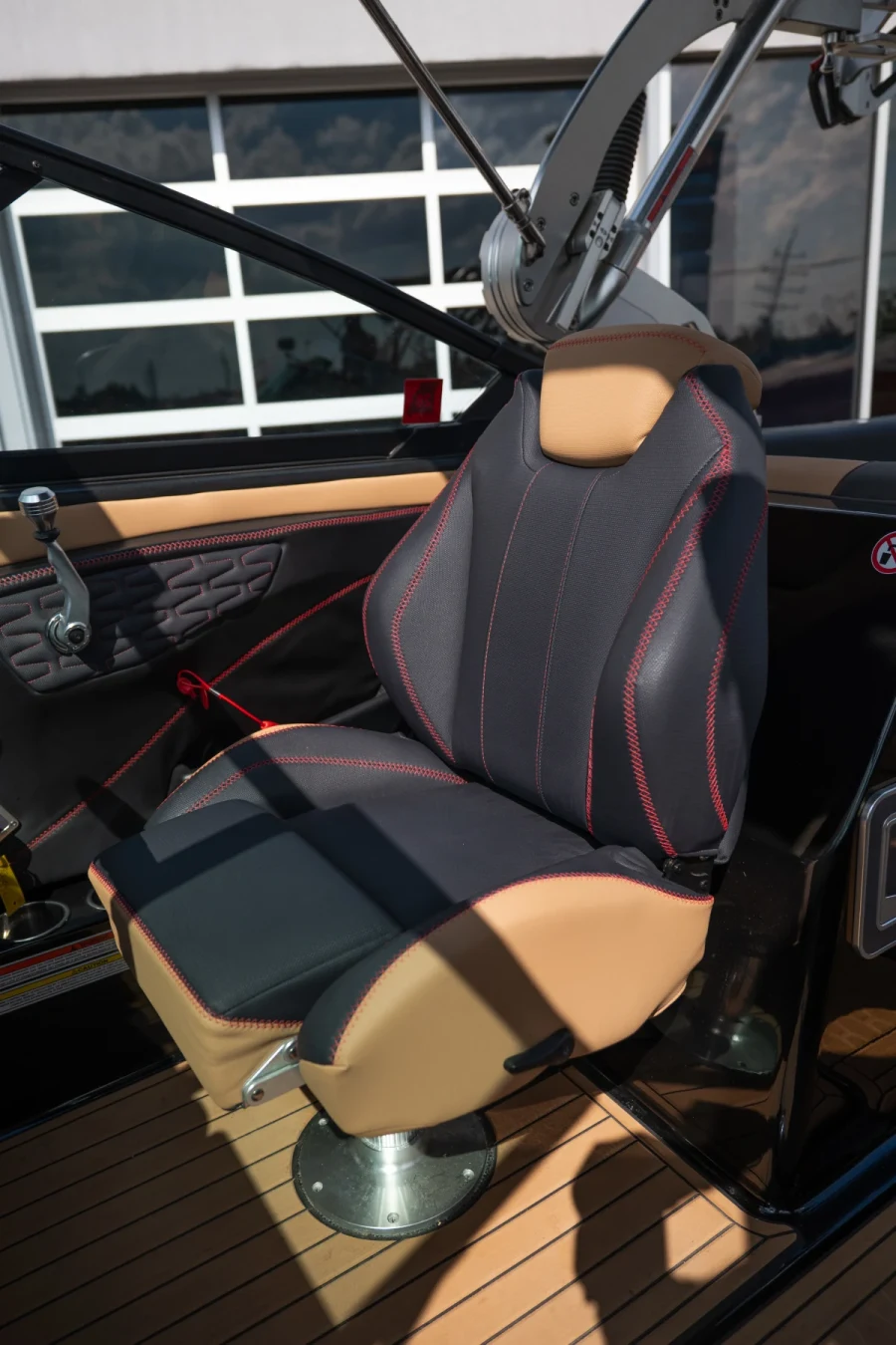 2021-mastercraft-x26-146038-image28.webp