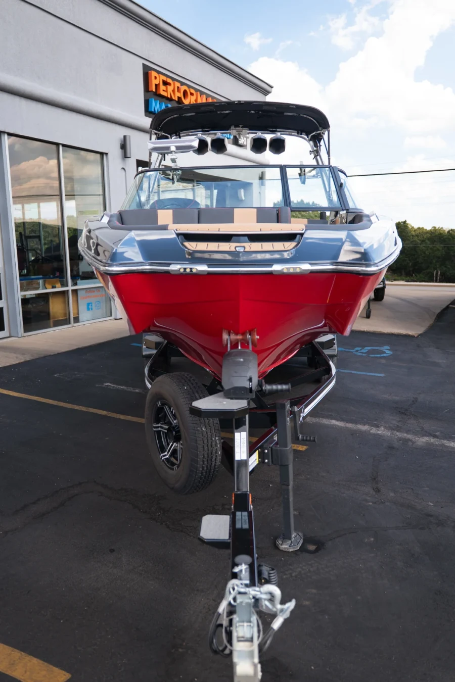 2021-mastercraft-x26-146038-image9.webp