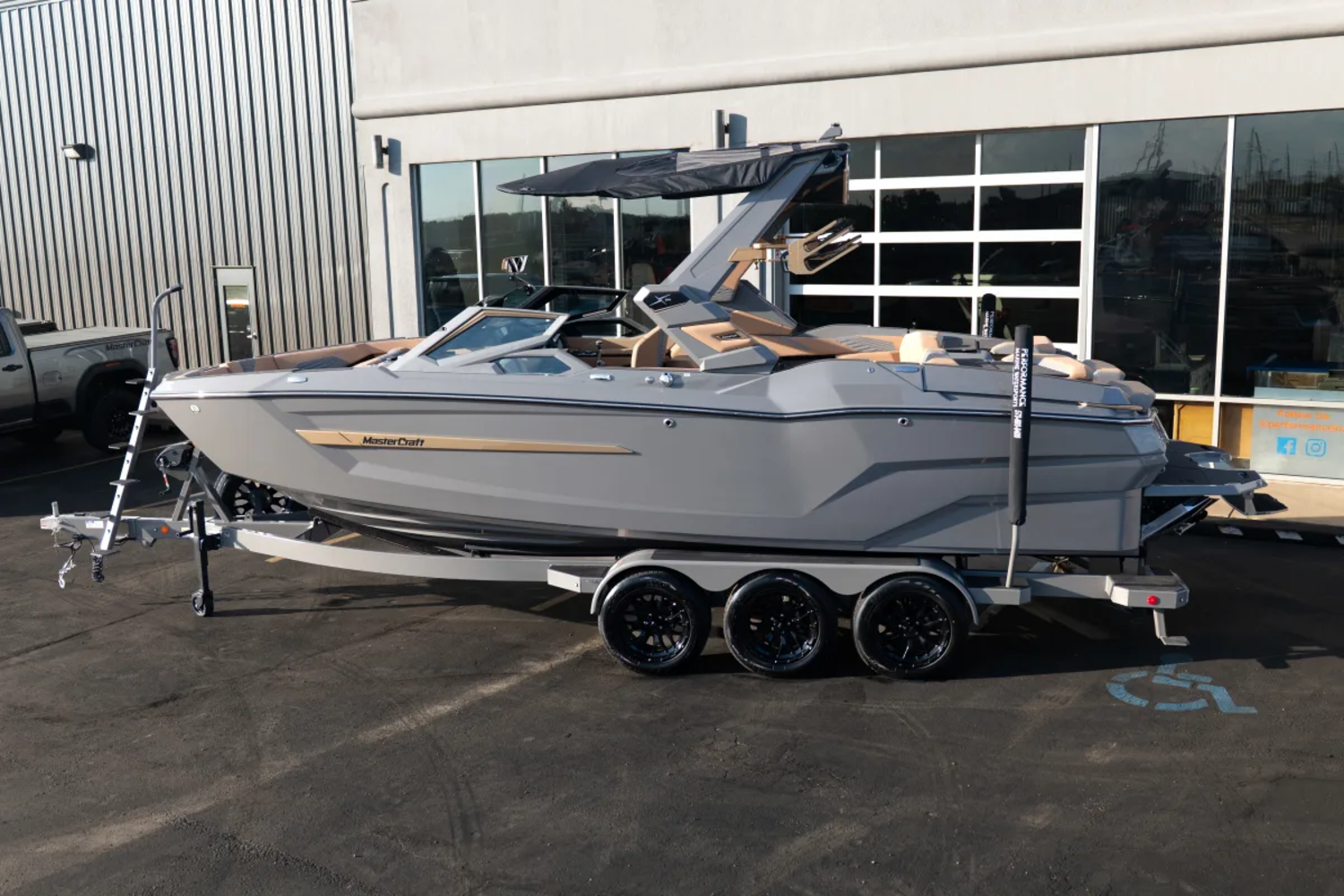 2027 MASTERCRAFT X24 FLINT GREY & GOLD ACCENTS 