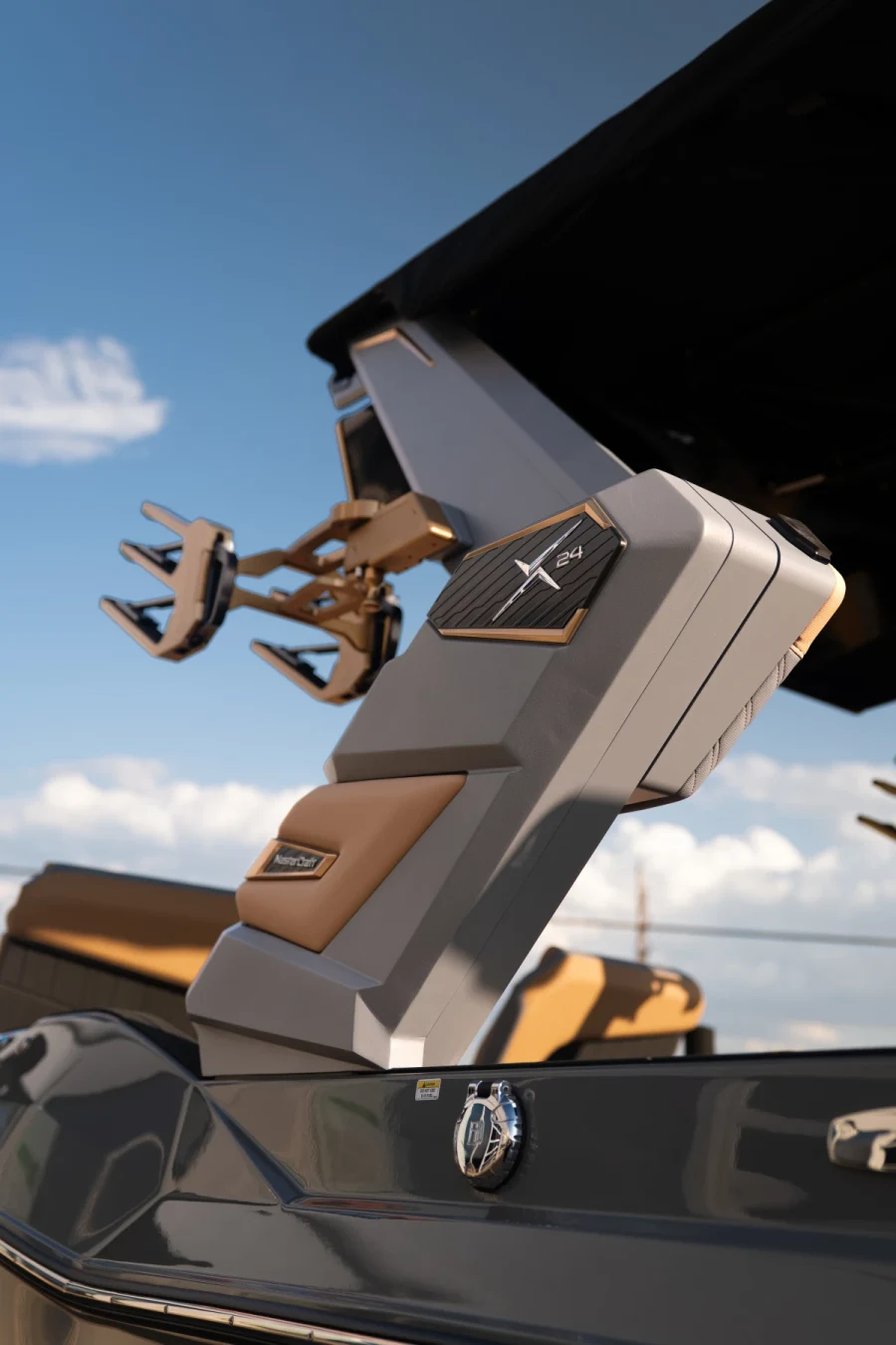2027-mastercraft-x24-146039-image8.webp