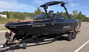 2025-malibu-wakesetter-23-lsv-146041-image0.webp