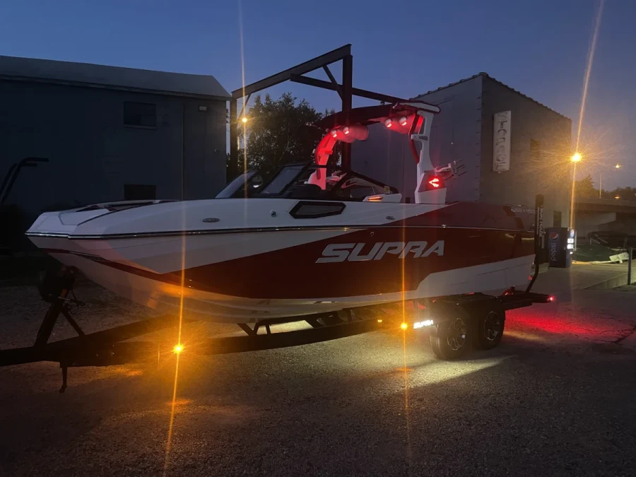 2023-supra-se-146045-image6.webp