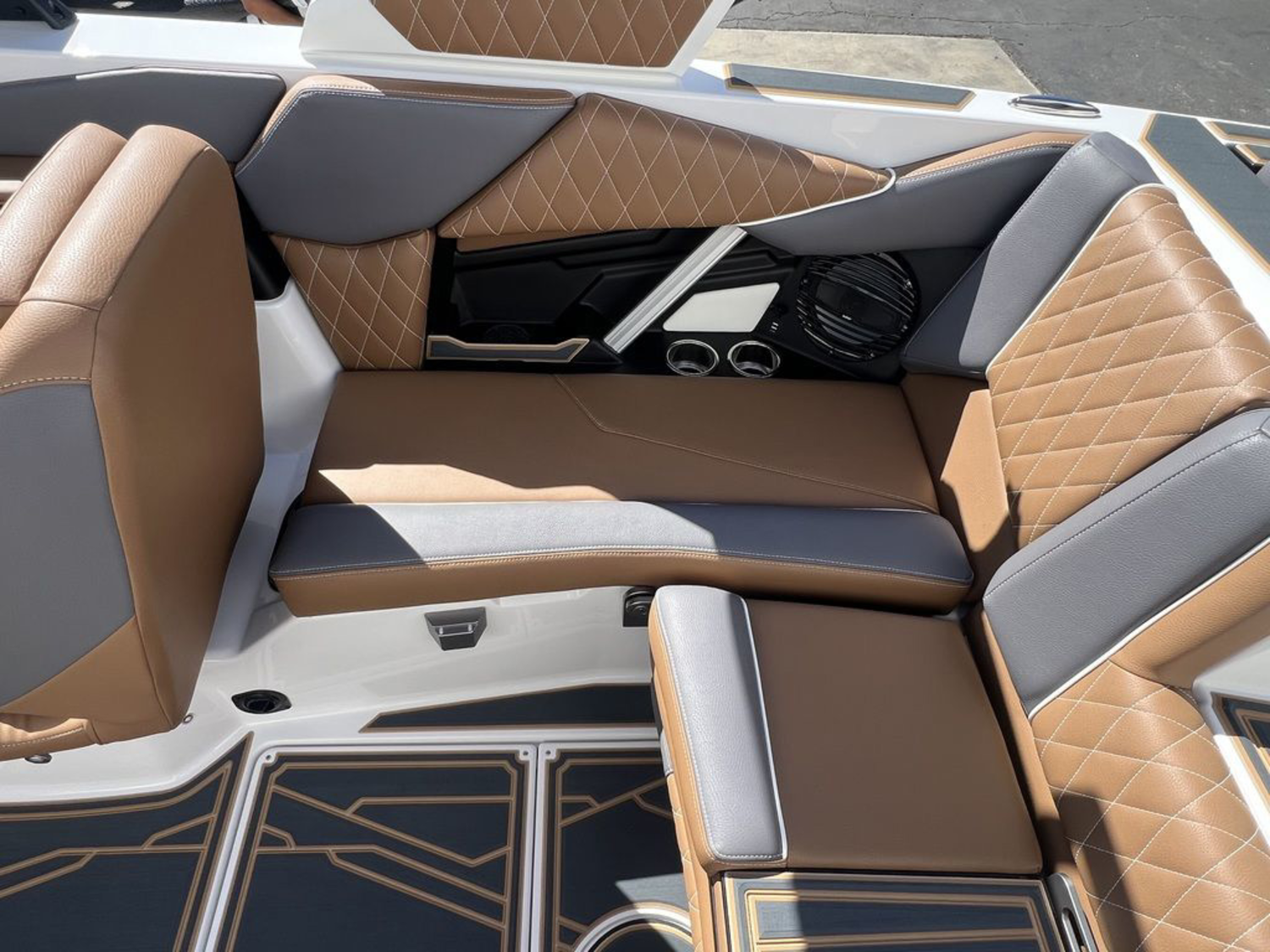 2027 Tige Z1