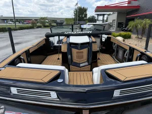 2025-mastercraft-prostar-146058-image4