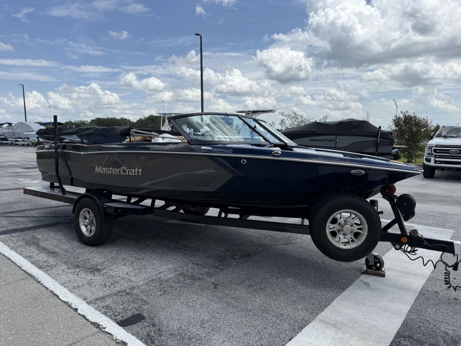 2025-mastercraft-prostar-146058-image8