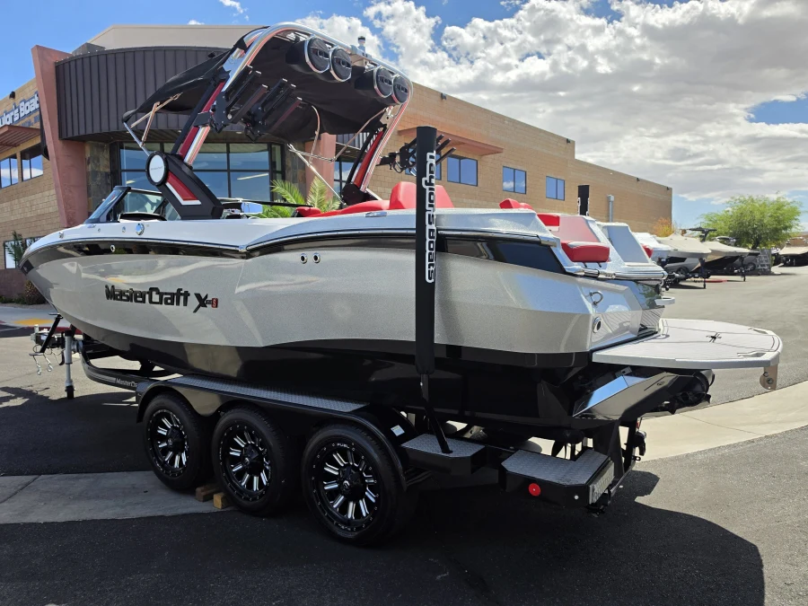 2023-mastercraft-x-star-146063-image6