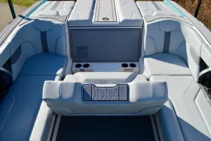 2025-mastercraft-xt22-146068-image10.webp