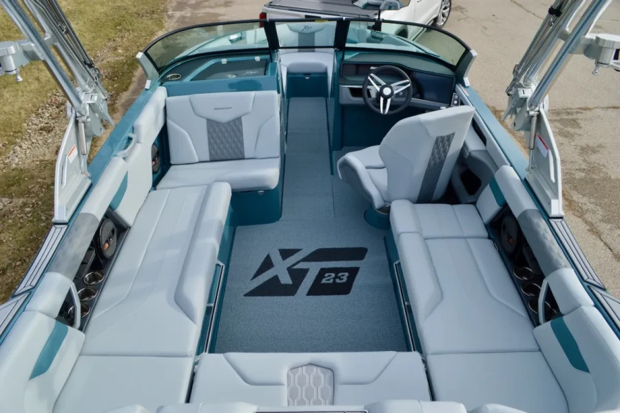 2025-mastercraft-xt23-146069-image1.webp
