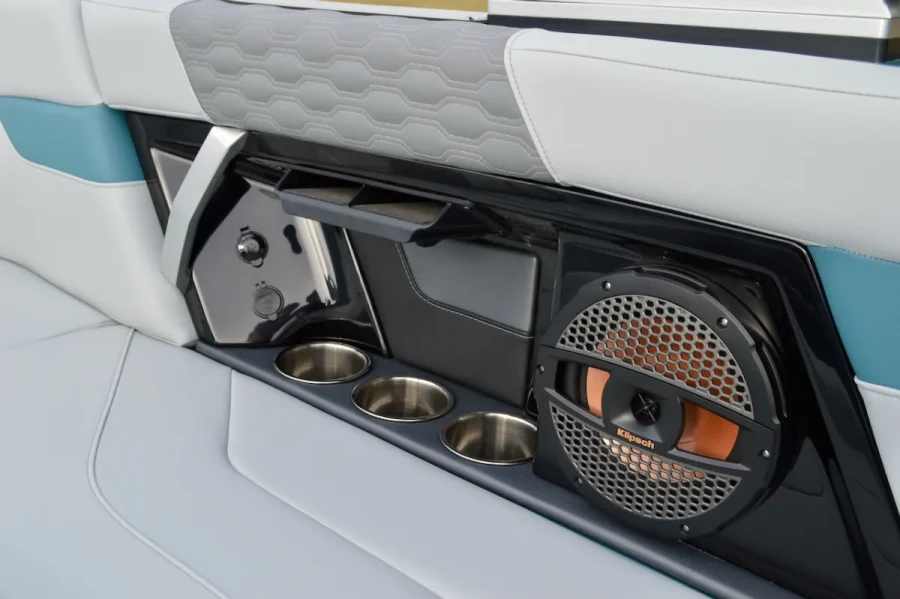 2025-mastercraft-xt23-146069-image17.webp
